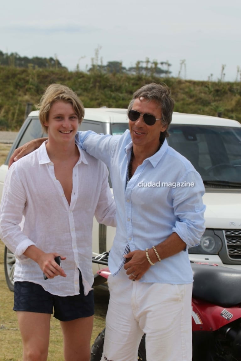 Las divertidas vacaciones de Adrián Suar junto a su hija Margarita y Gustavo Bermúdez en Punta: juegos en familia y paseo en lancha con amigos