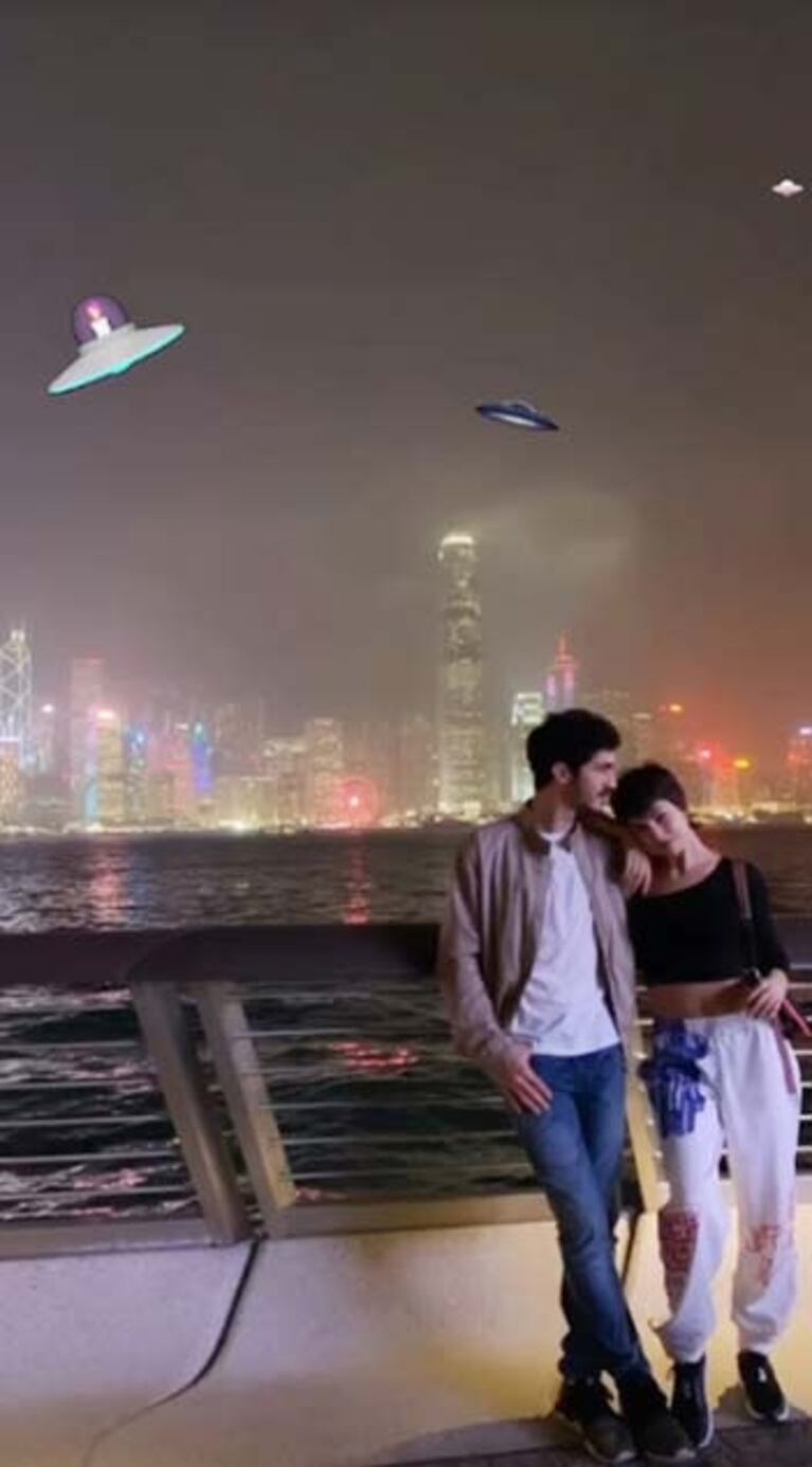 Las exóticas vacaciones de Úrsula Corberó y el Chino Darín en Hong Kong: caminatas nocturnas y mucha pasión