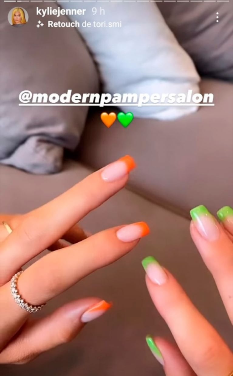 Las extravagantes uñas esculpidas que Kim Kardashian y Kylie Jenner diseñaron para sí mismas