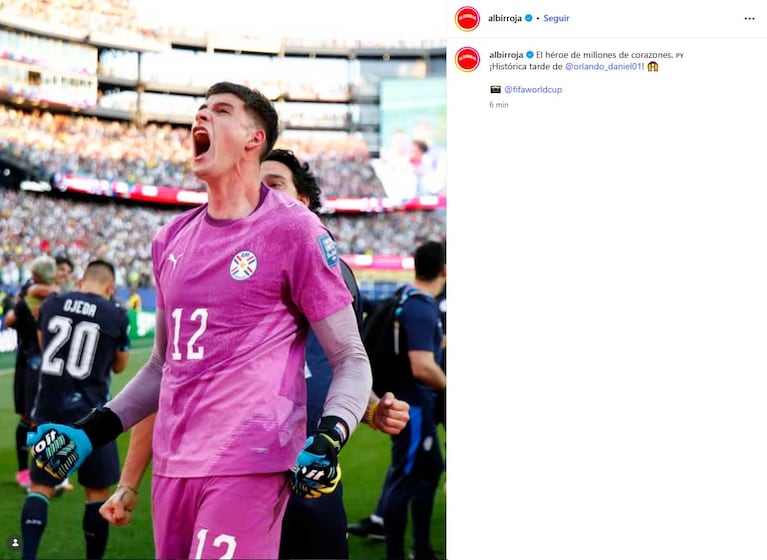 Las felicitaciones de la Selección de Paraguay a Orlando Gill (Foto: Instagram @albirroja)