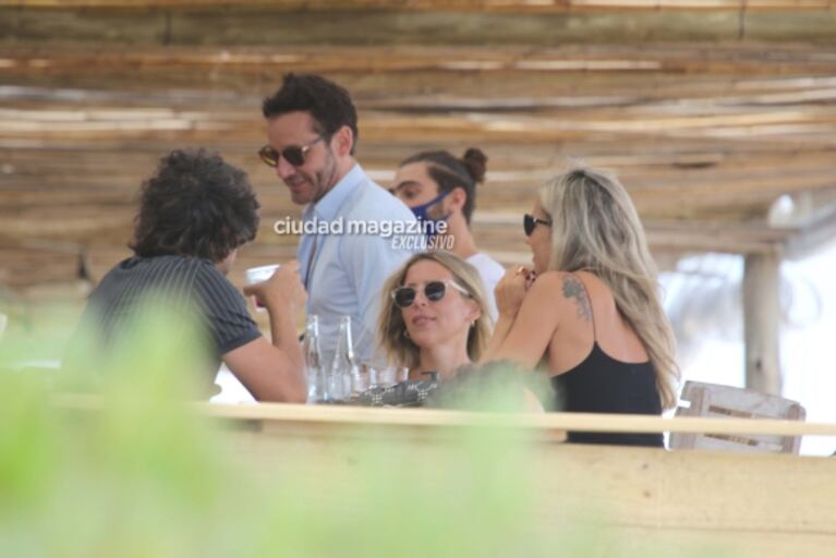 Las fotos de Benjamín Vicuña y su novia, Eli Sulichin: romántico almuerzo en José Ignacio