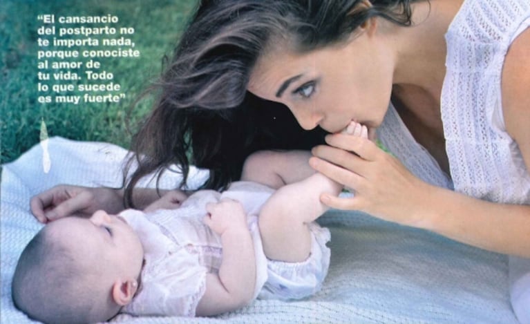 Las fotos de Emilia Attias con su hija, Gina: "Es muy fuerte darle el pecho, mimarla y recibir sus primeras miradas"