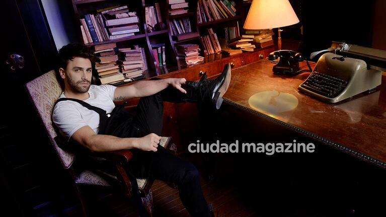 Las fotos de Gastón Vietto, el que soñaba con jugar al fútbol hasta que se convirtió en chico Disney. (Foto: Movilpress)