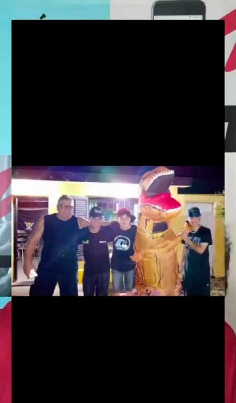 Las fotos de la familia de Mauro Icardi que mostró Juan Etchegoyen (Foto: captura Mitre Live)