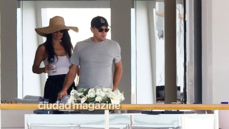 Las fotos de la mini luna de miel de Leonardo DiCaprio y Camila Morrone en Saint-Tropez