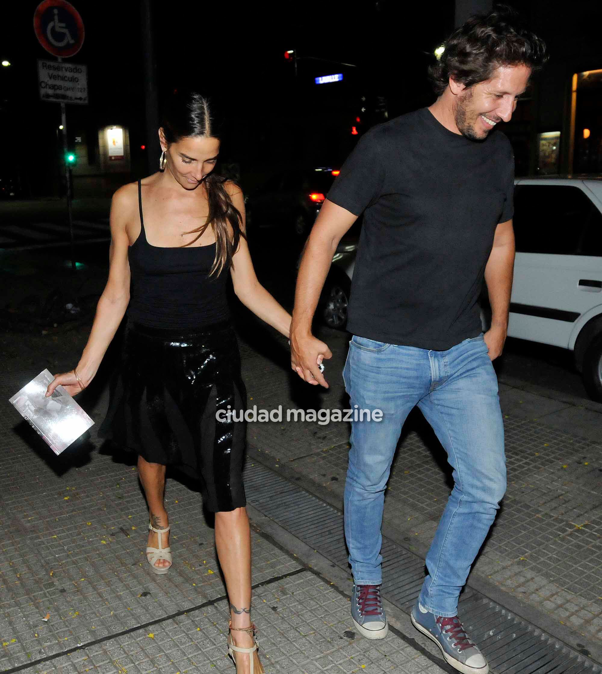 Las fotos de la romántica cena de Juana Viale y su novio, Agustín Goldenhorn. (Foto: Movilpress)
