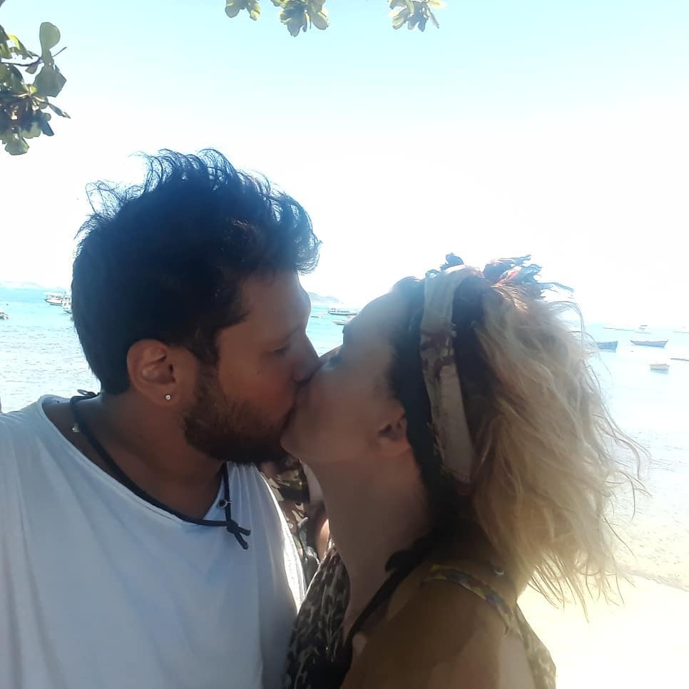 Las fotos de Leticia Brédice, enamorada con Federico Parrilla, su novio, en Buzios. Foto: Instagram