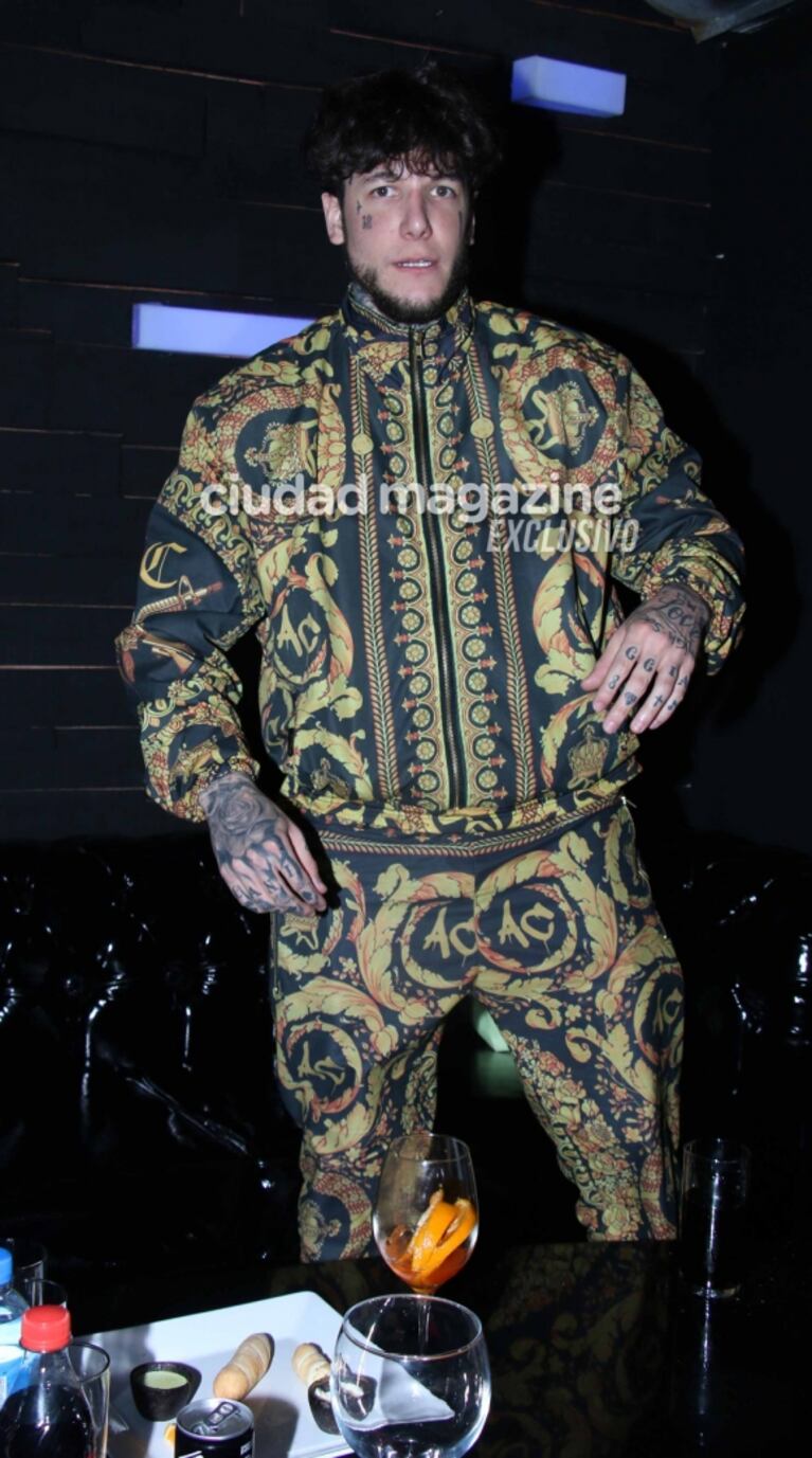 Las fotos de los hermanos Caniggia junto a Dalma Maradona y Karina Jelinek con Flor Parise en una fiesta