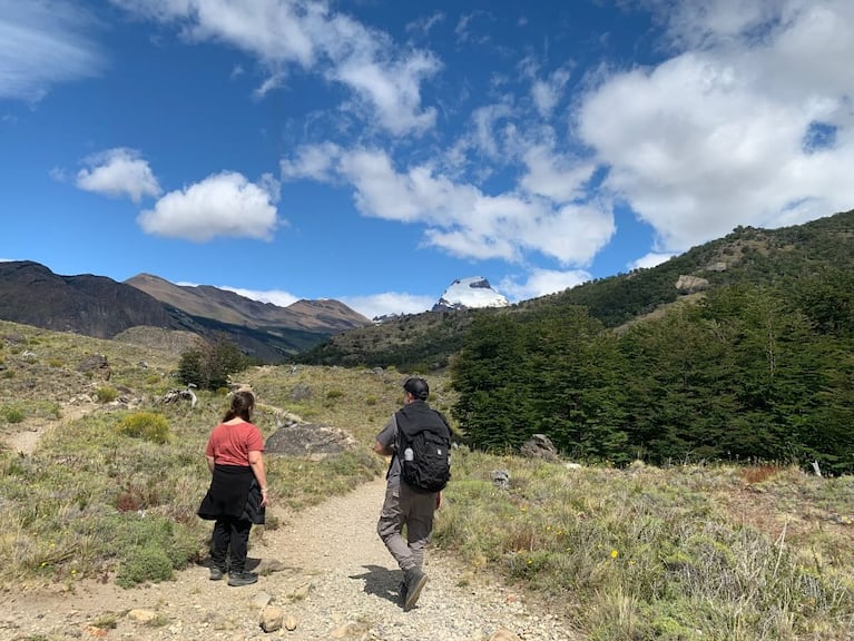 Las fotos de Malena Guinzburg con su novio de vacaciones en El Chaltén | Créditos: Instagram @mguinzburg