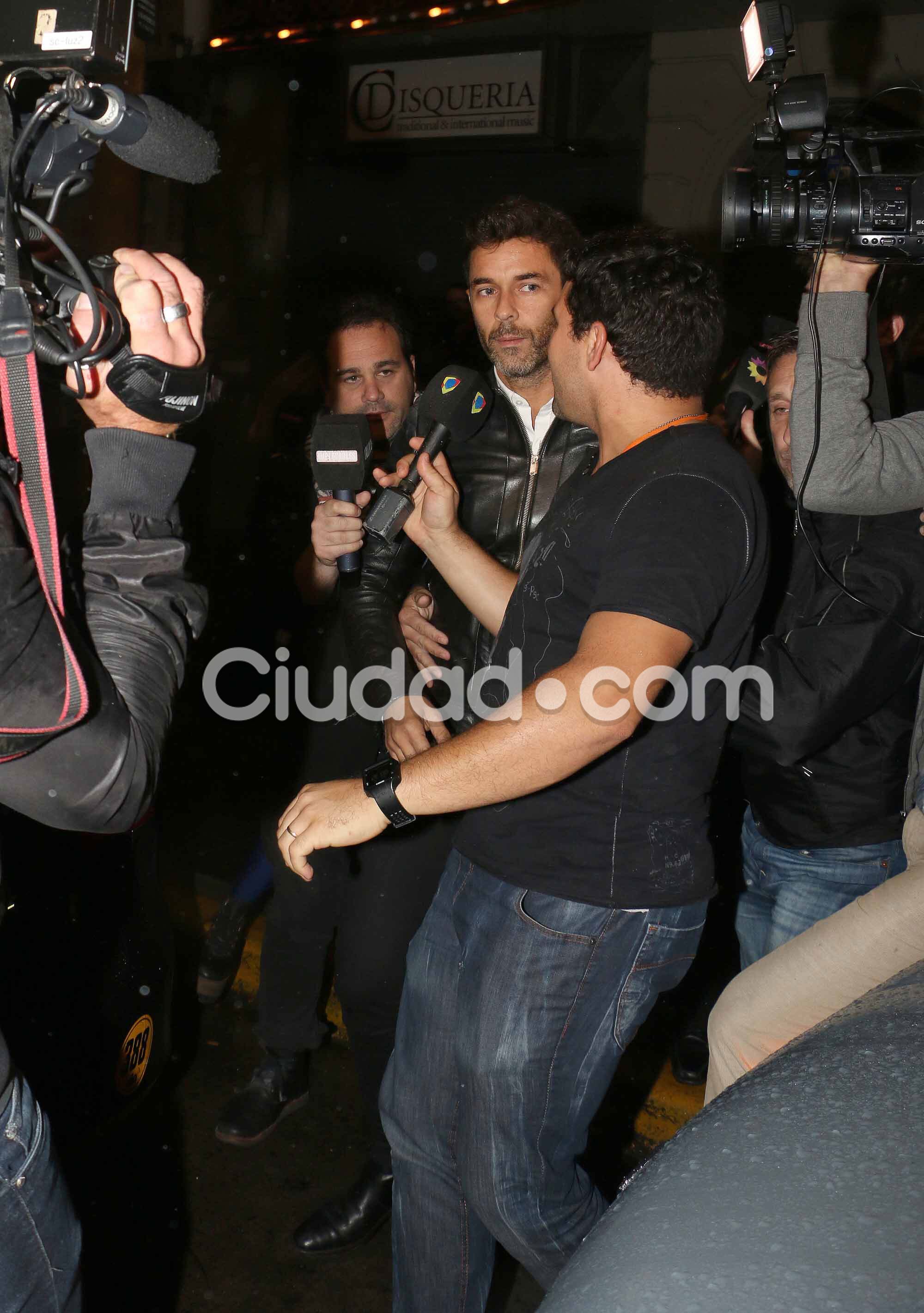 Las fotos de Mariano Martínez en la noche porteña: su primer evento sin Lali. (Foto: Movilpress)