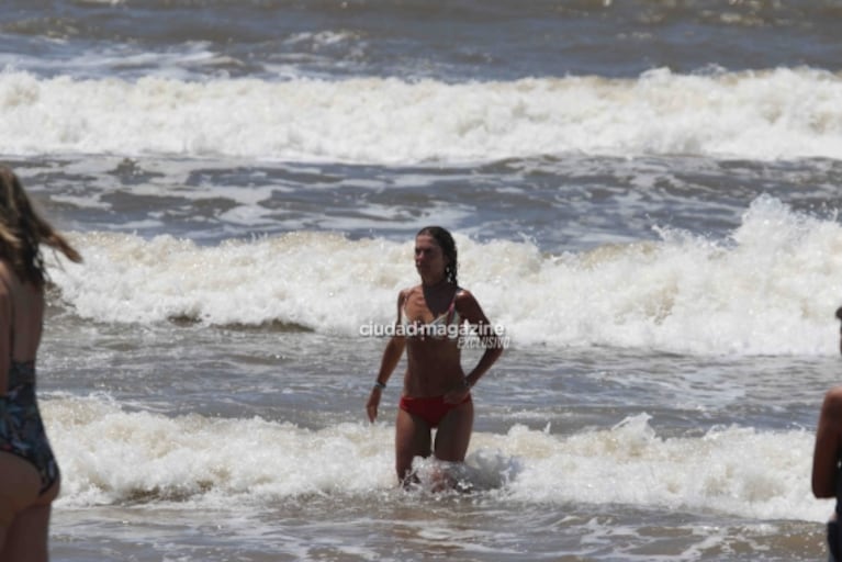 Las fotos de Maru Botana junto a su esposo y sus hijos en la playa: risas y mucho amor en Punta del Este