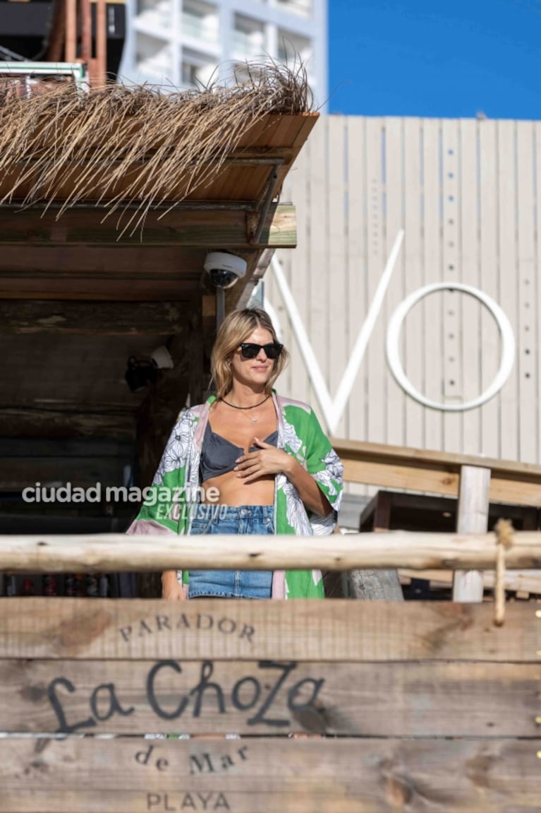 Las fotos de Mery del Cerro con Meme Bouquet y sus hijas en las playas de Punta del Este 