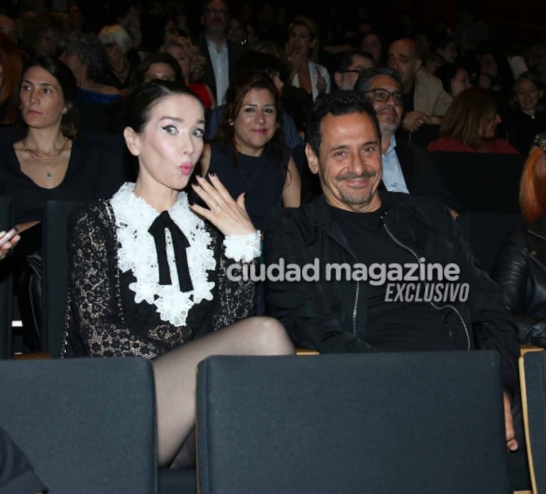 Las fotos de Natalia Oreiro, premiada y súper enamorada de Ricardo Mollo en los Premios Cóndor de Plata a las Series 