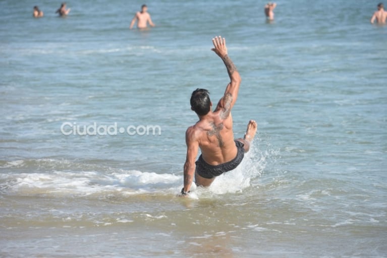 Las fotos de Nicole Neumann, Poroto Cubero y sus hijas de vacaciones: puro relax en las playas de José Ignacio