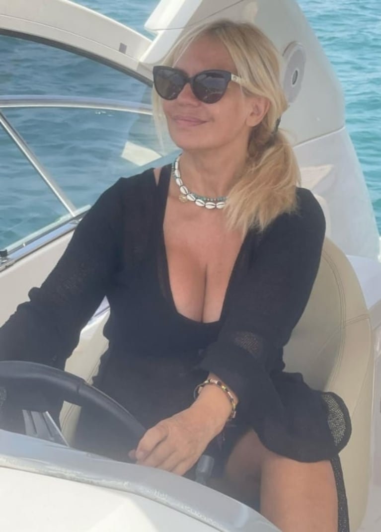 Las fotos de Nora Colosimo, la mamá de Wanda y Zaira Nara, en sus vacaciones por Europa 