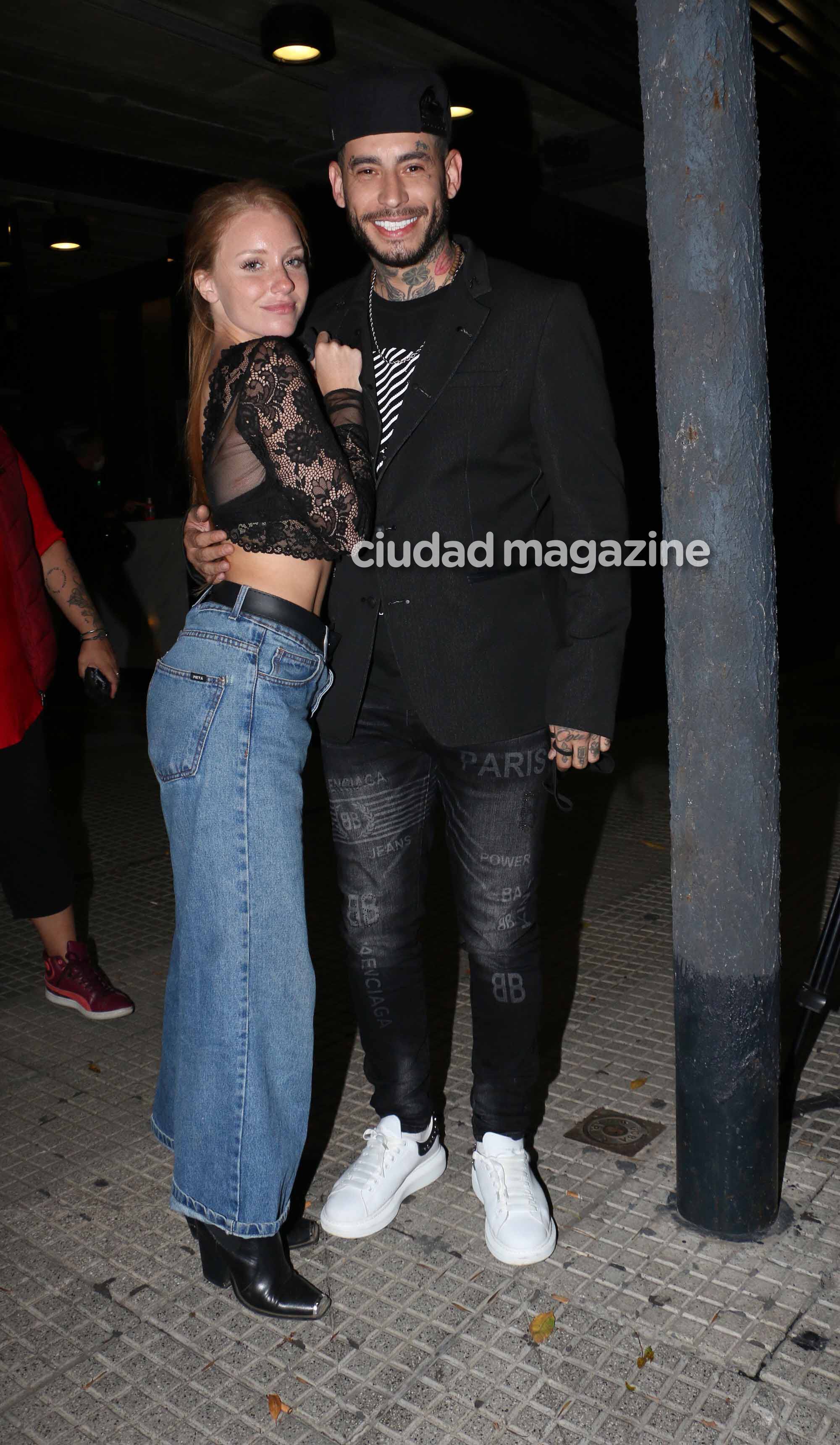 Las fotos de Ulises Bueno y su novia Rocío Pardo. Foto: Movilpress