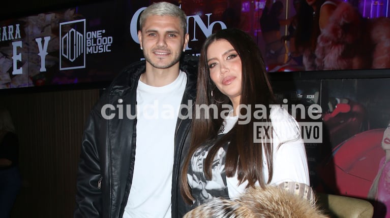 Las fotos de Wanda Nara y Mauro Icardi, que viajó para estar con su esposa en el lanzamiento de su nuevo tema