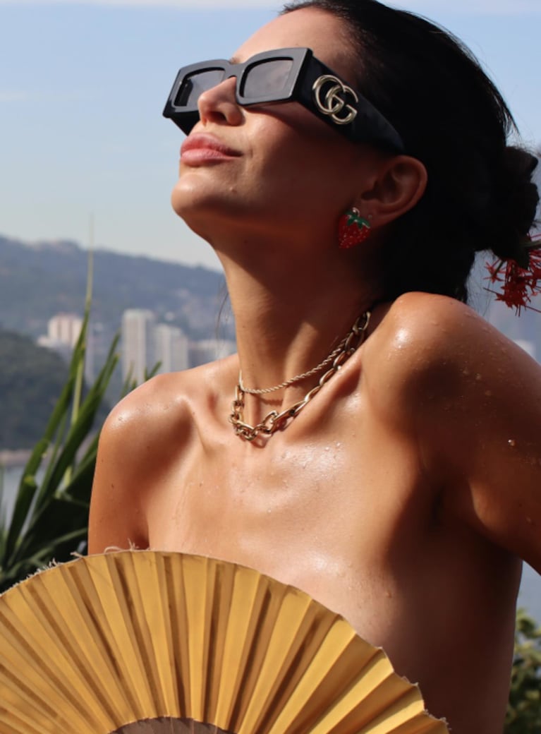 Las fotos de Zaira Nara en topless desde Brasil que causaron furor