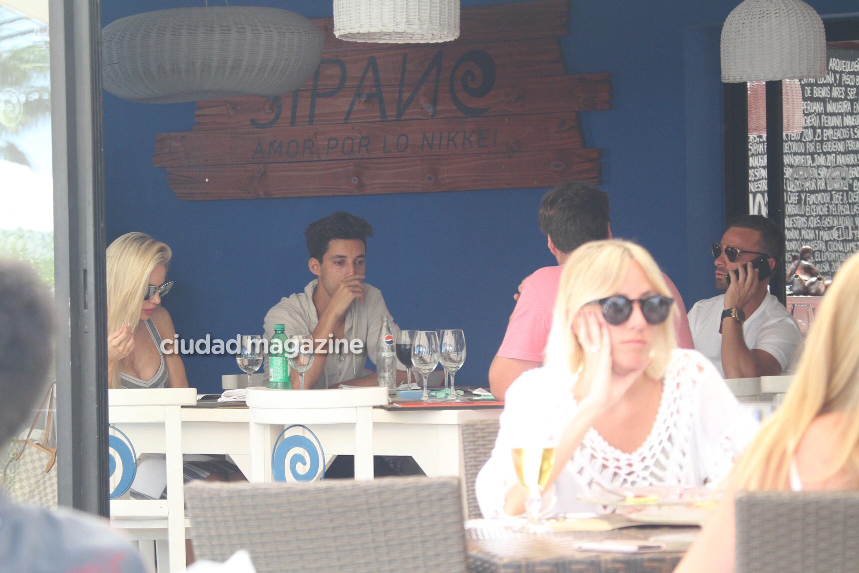 Las fotos del almuerzo de Luciana Salazar y Martín Baclini en Punta del Este. (Foto: GM Press)