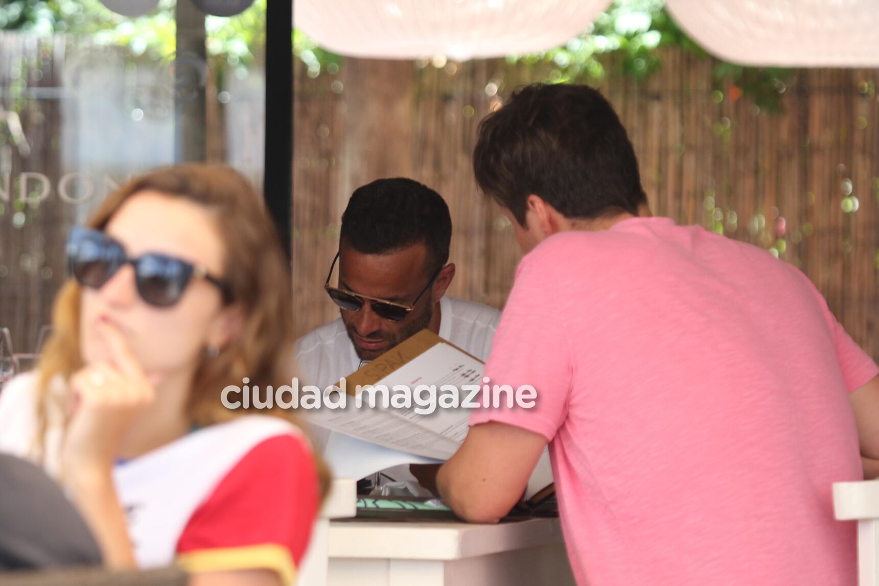 Las fotos del almuerzo de Luciana Salazar y Martín Baclini en Punta del Este. (Foto: GM Press)