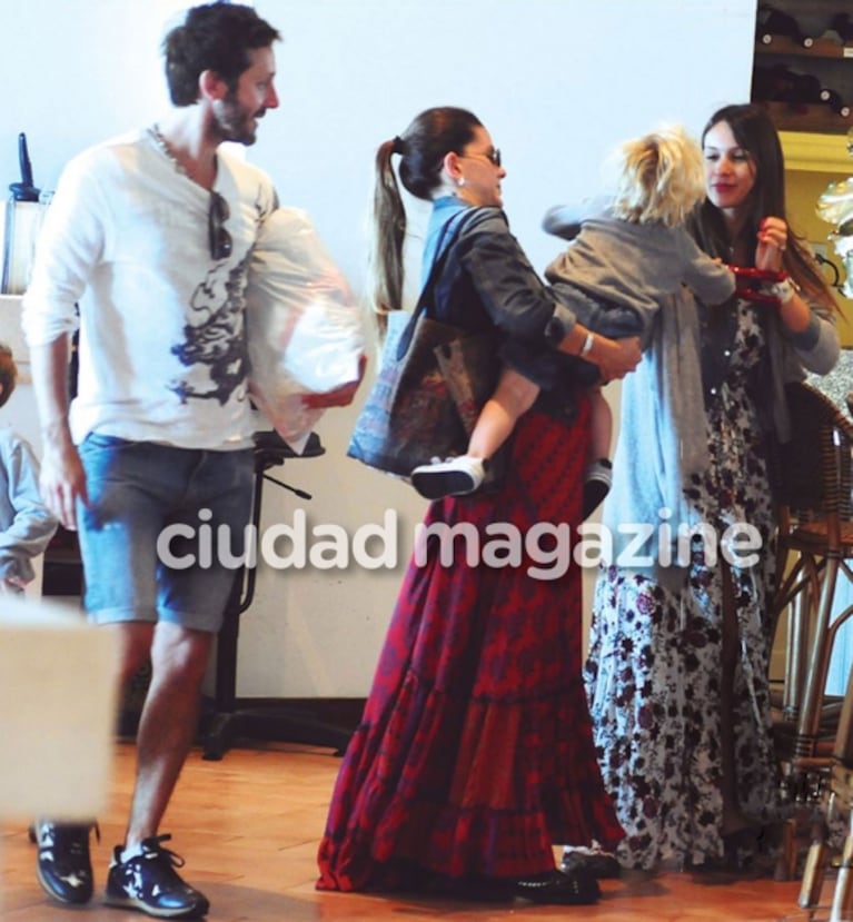 Las fotos del cálido encuentro de Pampita, China Suárez, Vicuña y Pico Mónaco