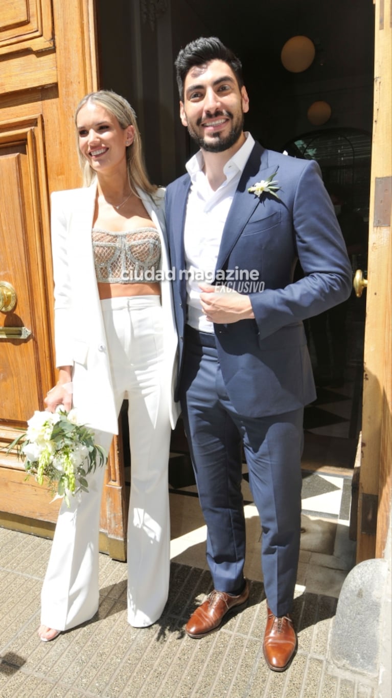 Las fotos del casamiento de Eva Bargiela y Facundo Moyano por Civil: looks elegantes, cancheros y miradas cómplices