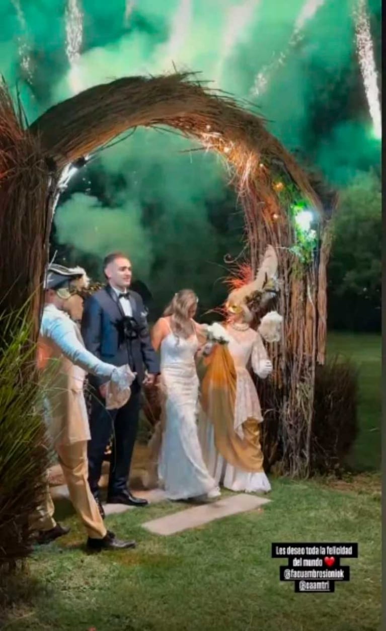 Las fotos del casamiento de Facundo Ambrosioni, el ex de Morena Rial  (Foto: Instagram @facuambrosioniok)
