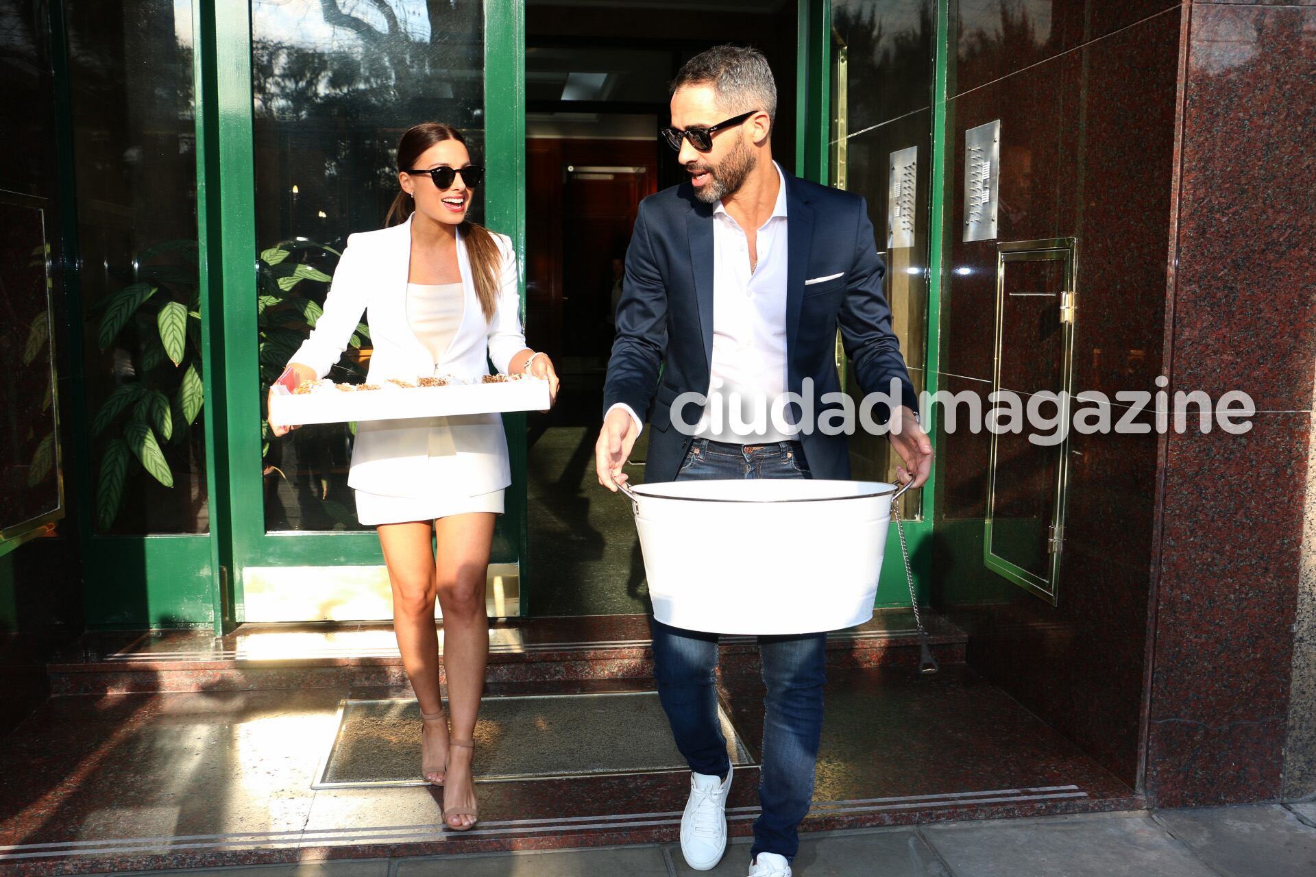 Las fotos del casamiento por civil del Pollo Álvarez y Tefi Russo. Foto: Movilpress