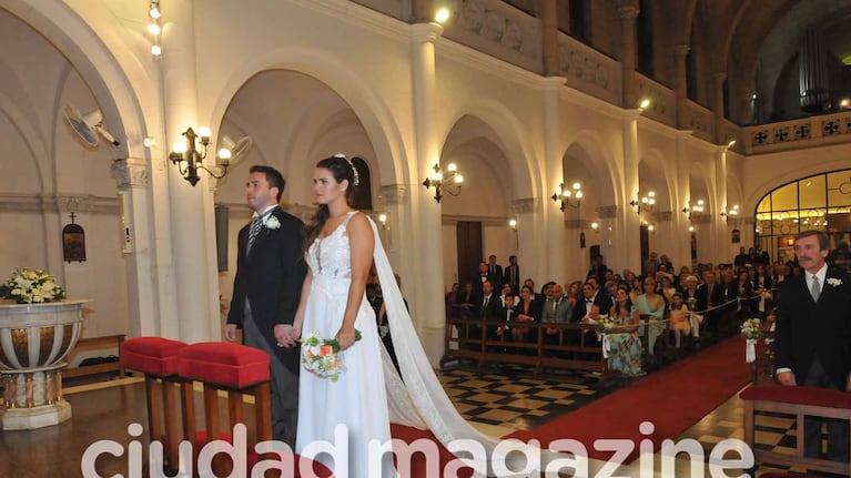 Las fotos del casamiento por iglesia de Micaela Vázquez y Federico Larroca