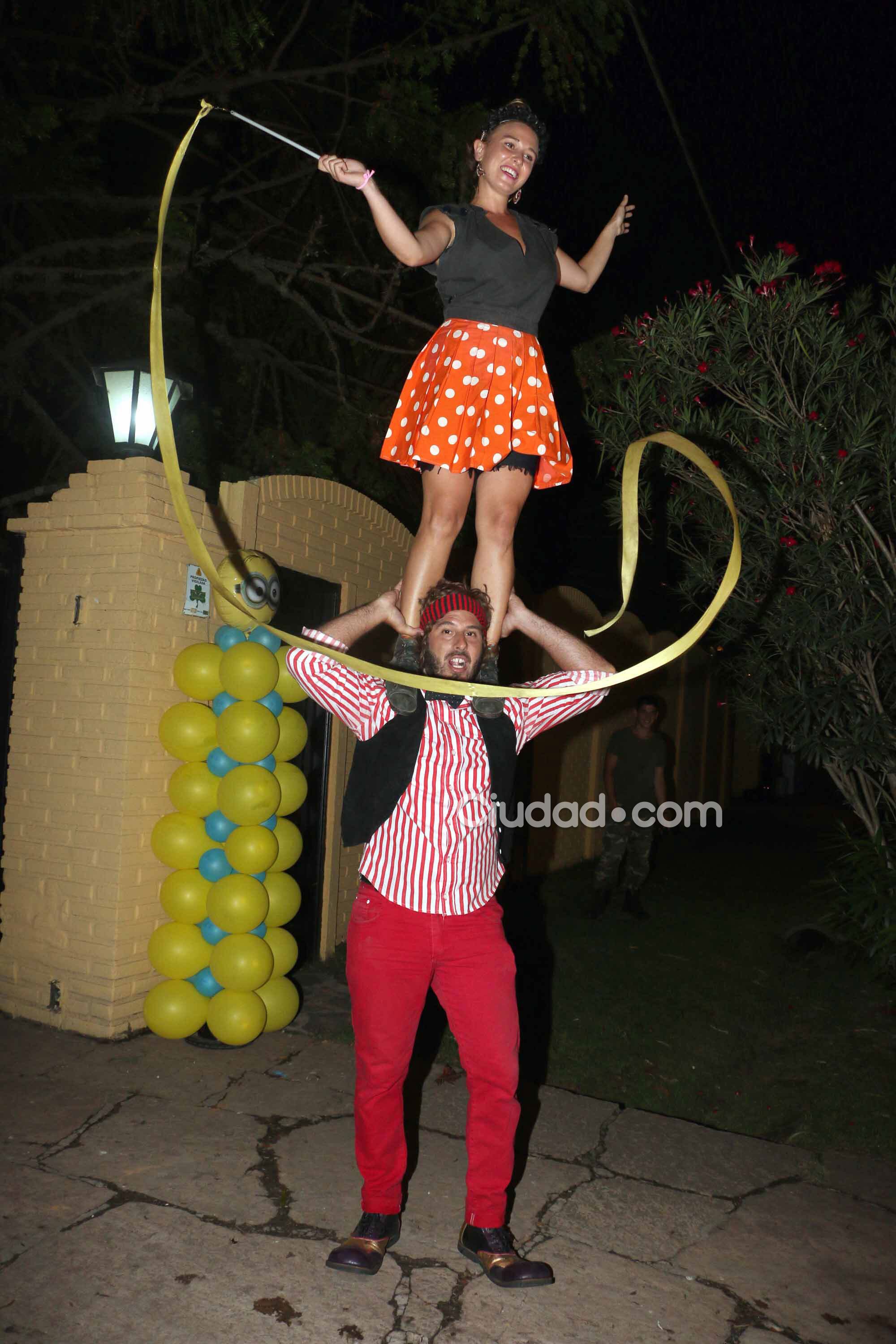 Las fotos del cumpleaños de Dieguito Fernando... y el look sexy de Verónica Ojeda. (Foto: Movilpress)