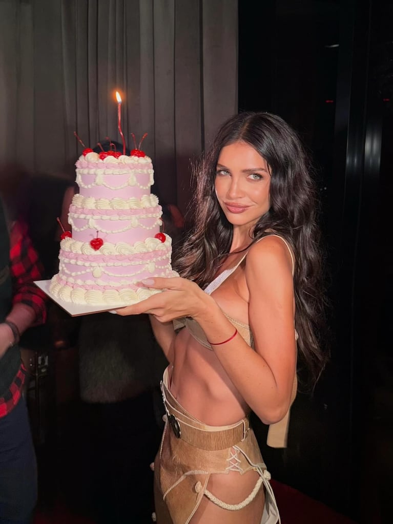 Las fotos del cumpleaños de Zaira Nara y su osado look cowboy | Créditos: Instagram @zaira.nara