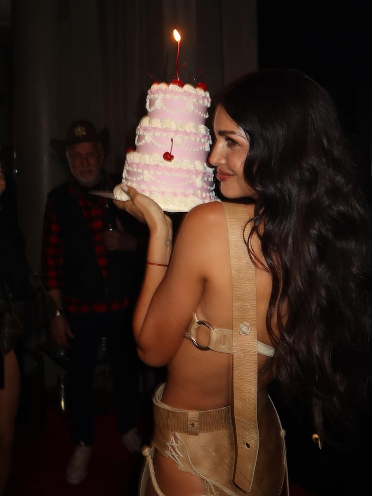 Las fotos del cumpleaños de Zaira Nara y su osado look cowboy | Créditos: Instagram @zaira.nara