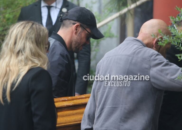 Las fotos del emotivo último adiós de Cholo Simeone a su padre Carlos en el cementerio de la Chacarita