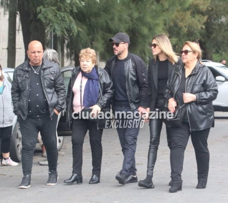 Las fotos del emotivo último adiós de Cholo Simeone a su padre Carlos en el cementerio de la Chacarita