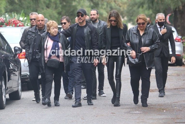 Las fotos del emotivo último adiós de Cholo Simeone a su padre Carlos en el cementerio de la Chacarita