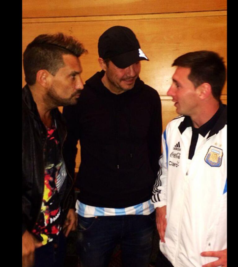 Las fotos del encuentro de Marcelo Tinelli y el Tirri con Messi. (Twitter)