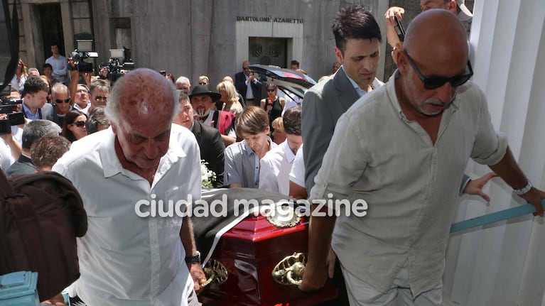 Las fotos del entierro de Santiago Bal en el panteón de actores de la Chacarita. (Foto: Movilpress)