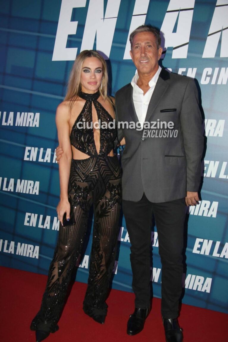 Las fotos del estreno de "En la mira": el impactante look de Emilia Attias y muchas parejitas