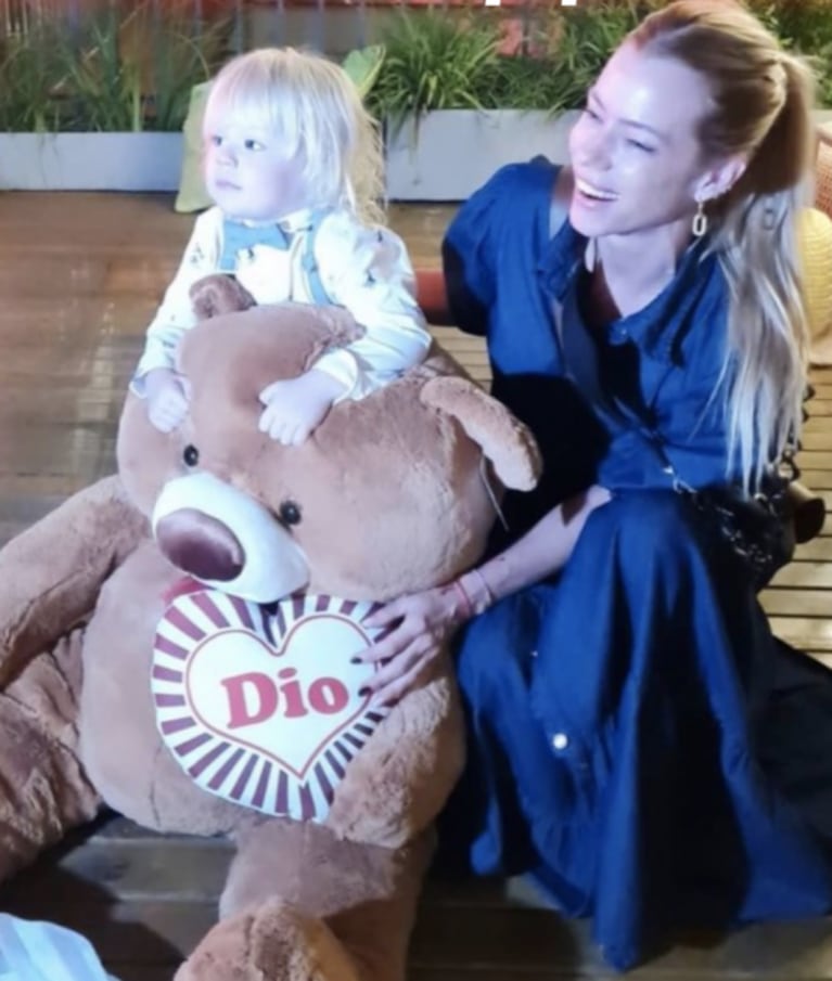 Las fotos del festejo de cumple del hijo de Flavio Mendoza con temática de dinosaurios