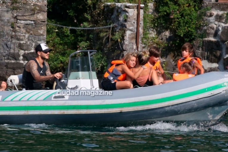 Las fotos del paseo en lancha de Mauro Icardi, Wanda Nara y sus hijos por el Lago de Como, antes de desembarcar en París