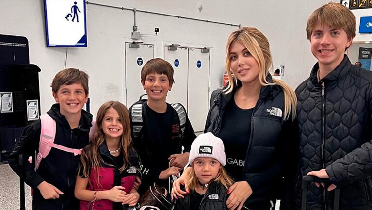 Las fotos más lindas de Wanda Nara paseando con sus cinco hijos en Londres.