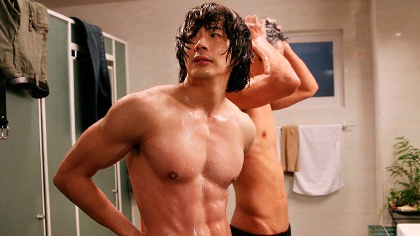 Las fotos más sexies de Kwon Sang Woo, el protagonista de Escalera al cielo. Foto: Web
