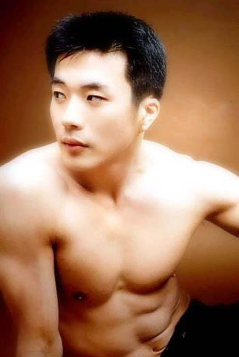 Las fotos más sexies de Kwon Sang Woo, el protagonista de Escalera al cielo. Foto: Web