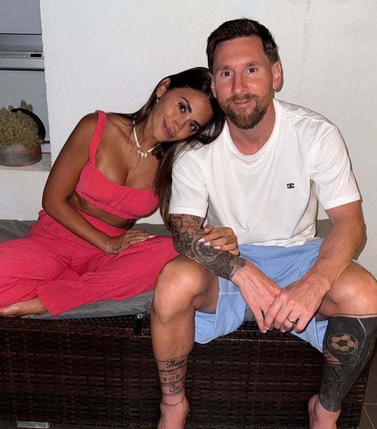 Las fotos que compartió Antonela Roccuzzo por el cumpleaños de Leo Messi (Foto: Instagram).