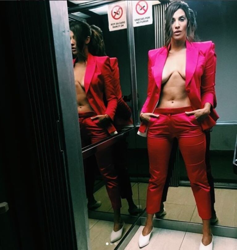 Las fotos súper sexies de Ivana Nadal en un ascensor