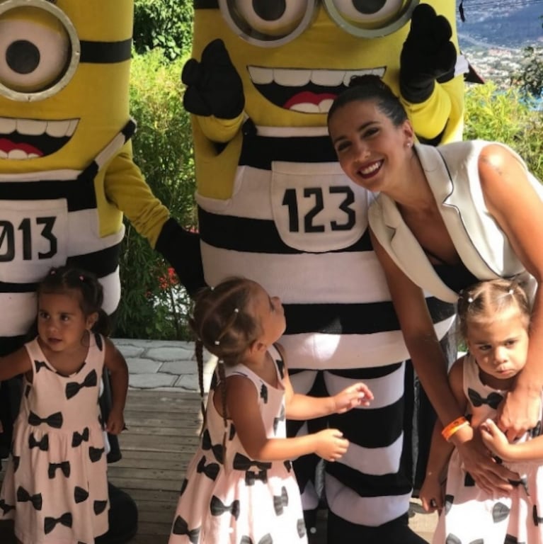 Las gemelas de Cinthia Fernández tuvieron un divertido cumpleaños en Ecuador: ¡fotos con los Minions, Batman y los perros de Paw Patrol!