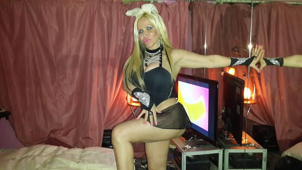 Las imágenes caseras de Alejandra Pradon. (Foto: Facebook)
