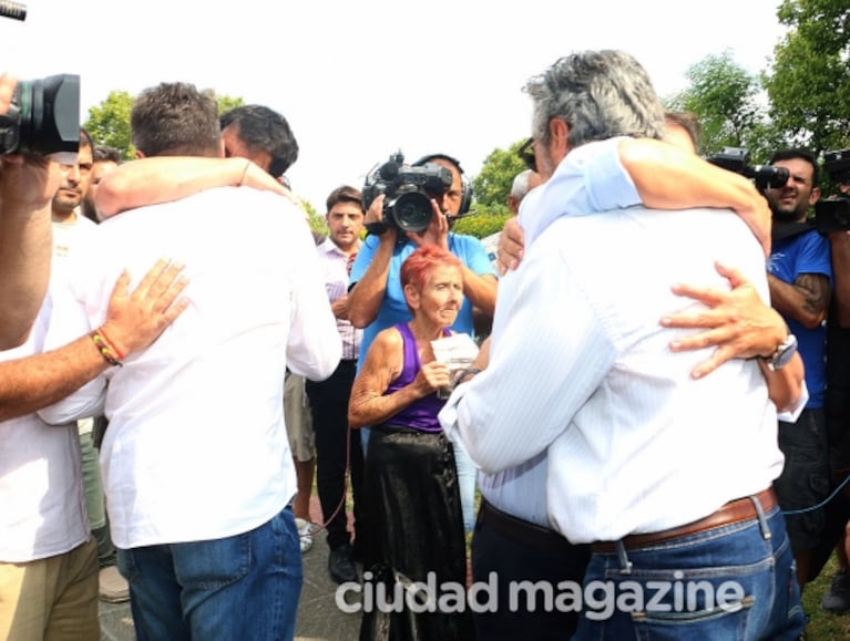 Las imágenes del doloroso último adiós a Débora Pérez Volpin en el Cementerio de la Chacarita