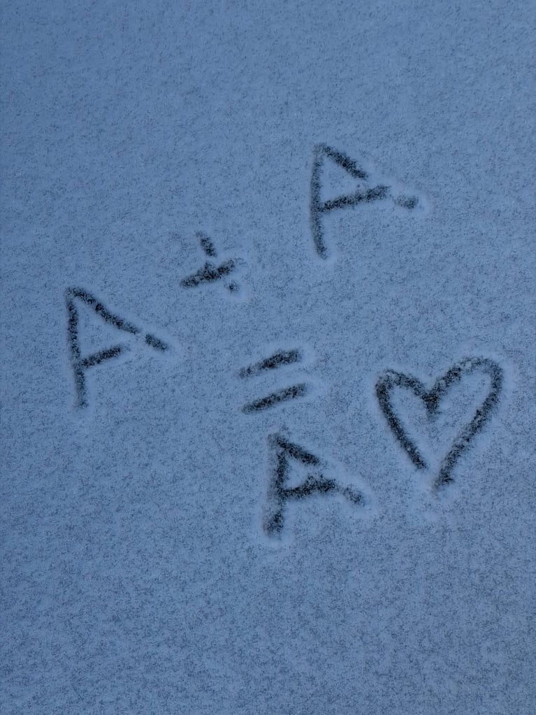 Las imágenes más tiernas de Ailén Cova y Alexis Mac Allister con su beba: “2026, empezaste muy lindo” | Créditos: Instagram @ailencova