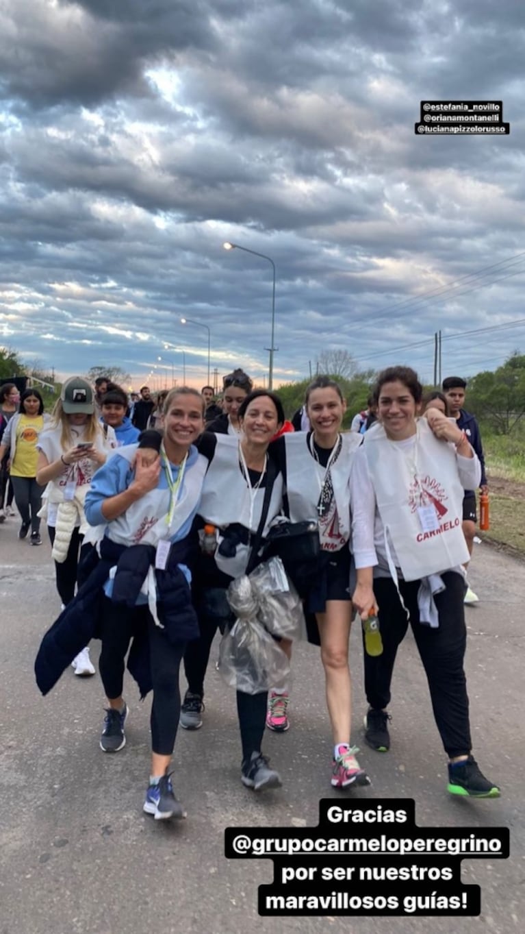 Las lágrimas de Pampita al llegar a la Basílica de Luján y encontrarse con la Virgen: "Lloramos bajo la lluvia con el corazón en la mano"